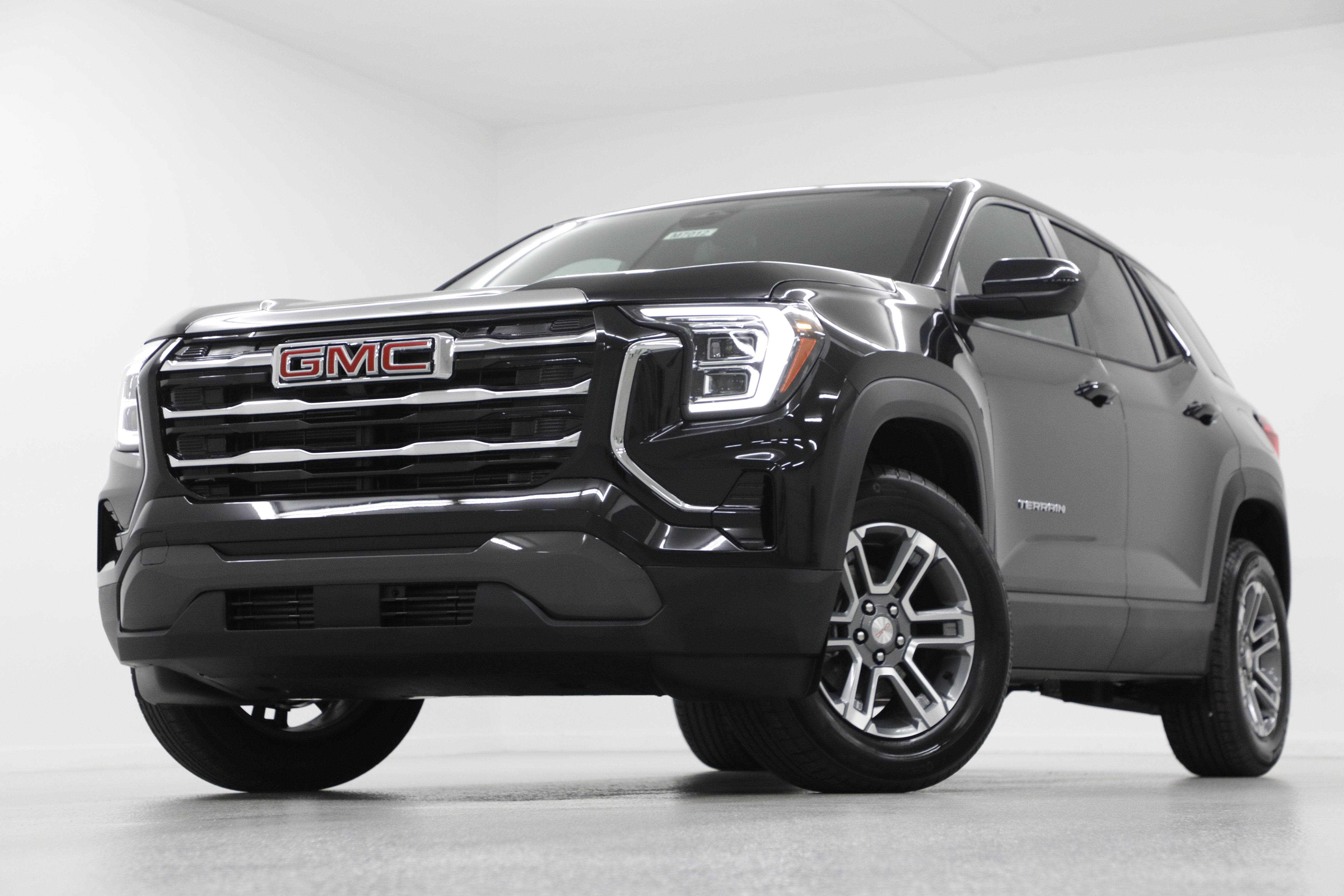 2027 GMC Terrain FWD Elevation in Ebony Twilight Metallic — front three-quarter view