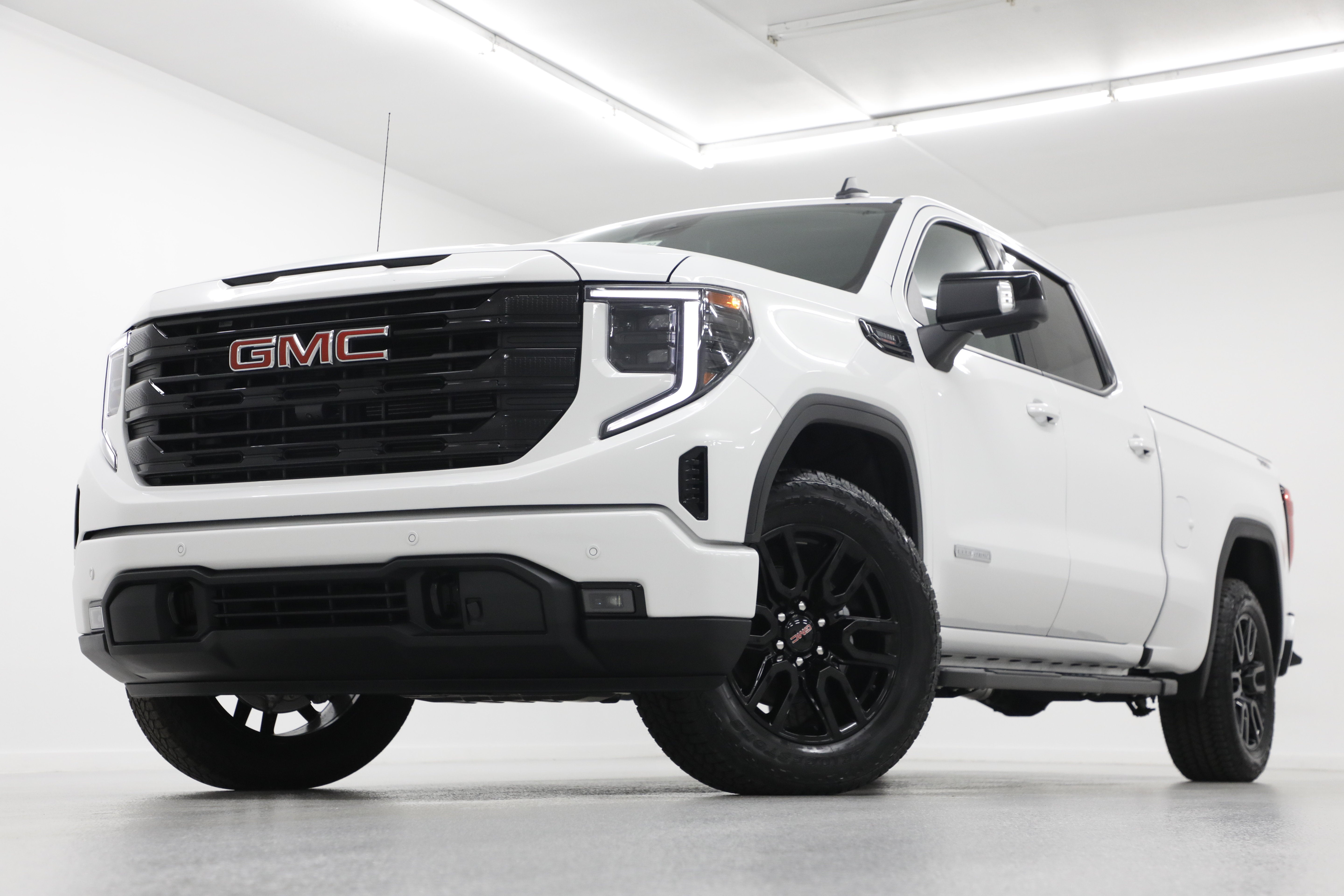 2026 GMC Sierra 1500 Elevation in Summit White — front three-quarter view