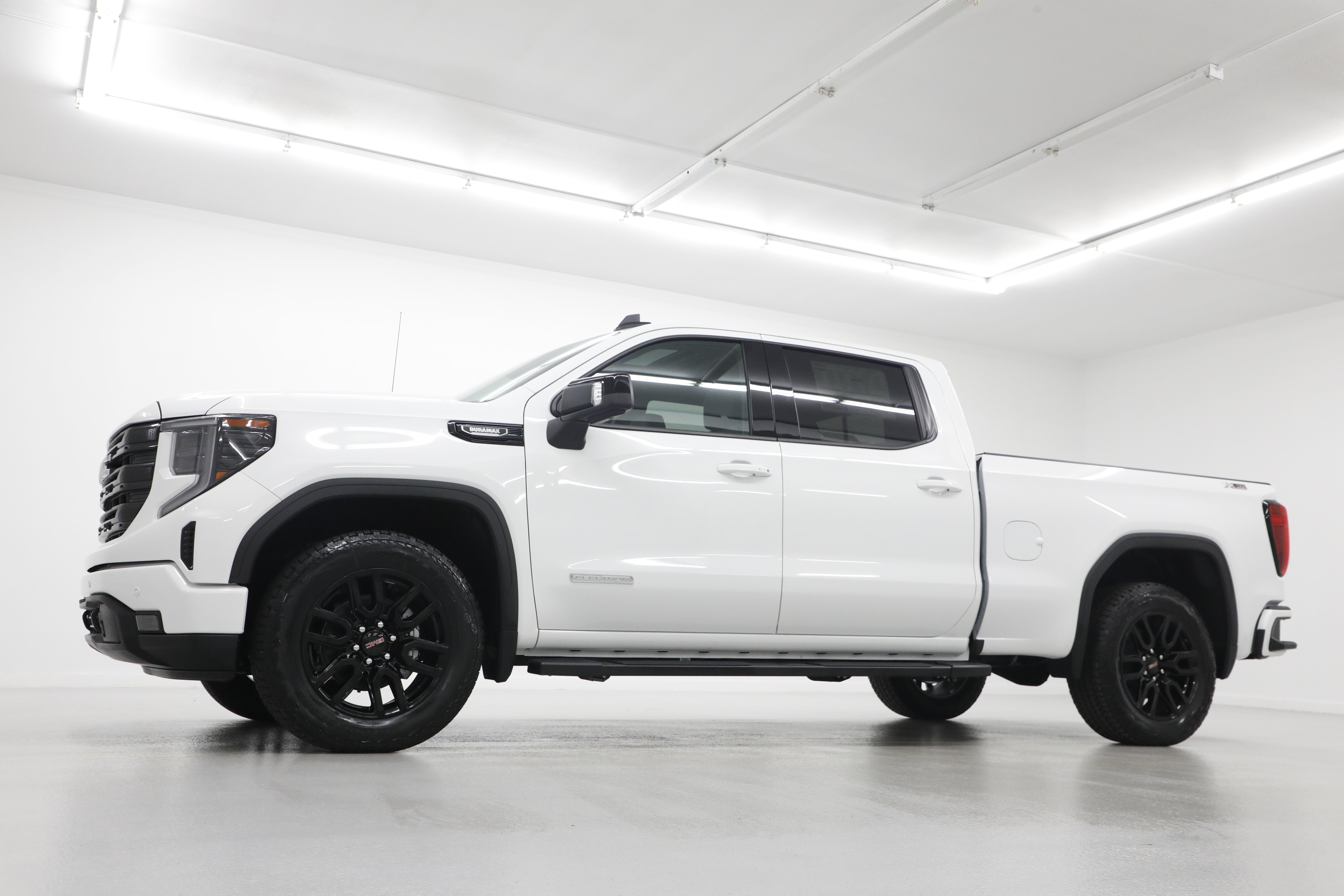 2026 GMC Sierra 1500 — side profile view
